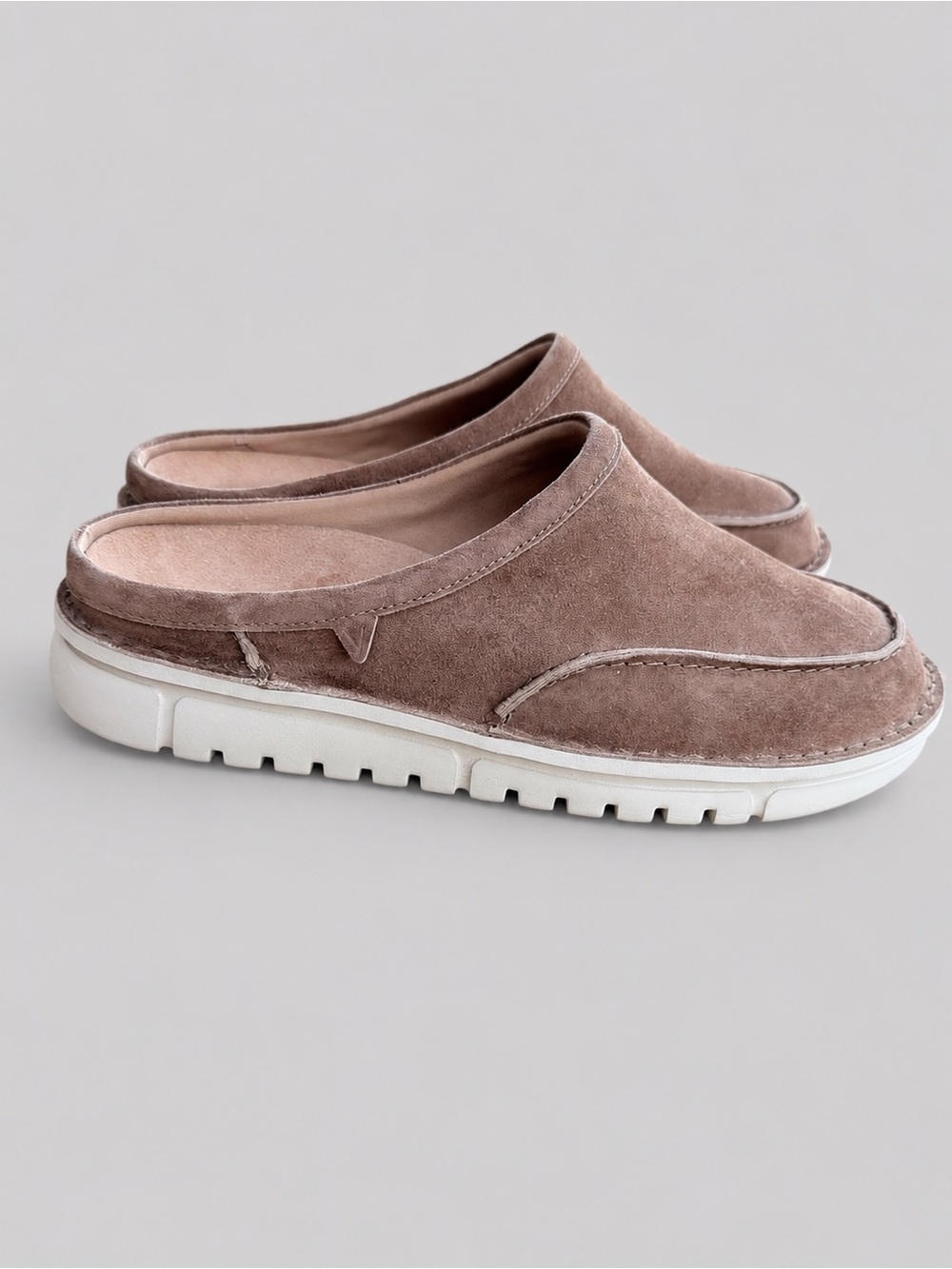 Vionic Uptown Clog Suede Mule – Taupe – Men’s 10.5 Wide - Picture 2 of 9